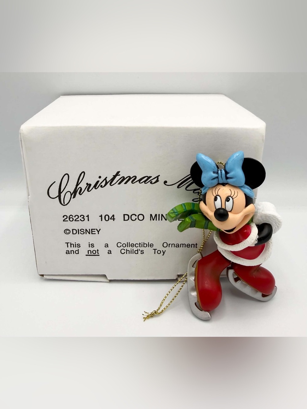 Christmas Magic #26231 Minnie Mouse Walt Disney Grolier Ornament